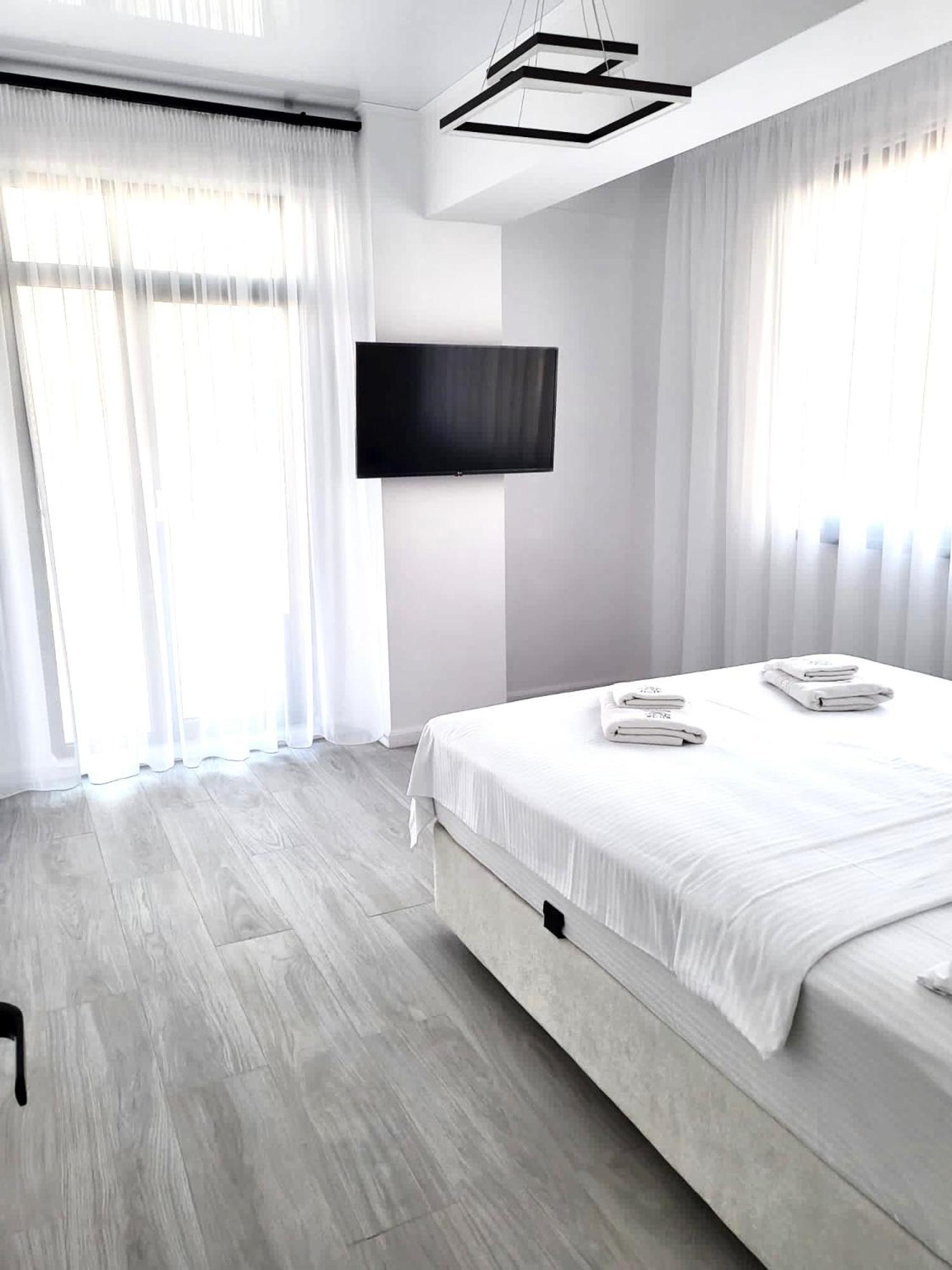 Mamaia Nord Vip Aparthotel Năvodari Esterno foto