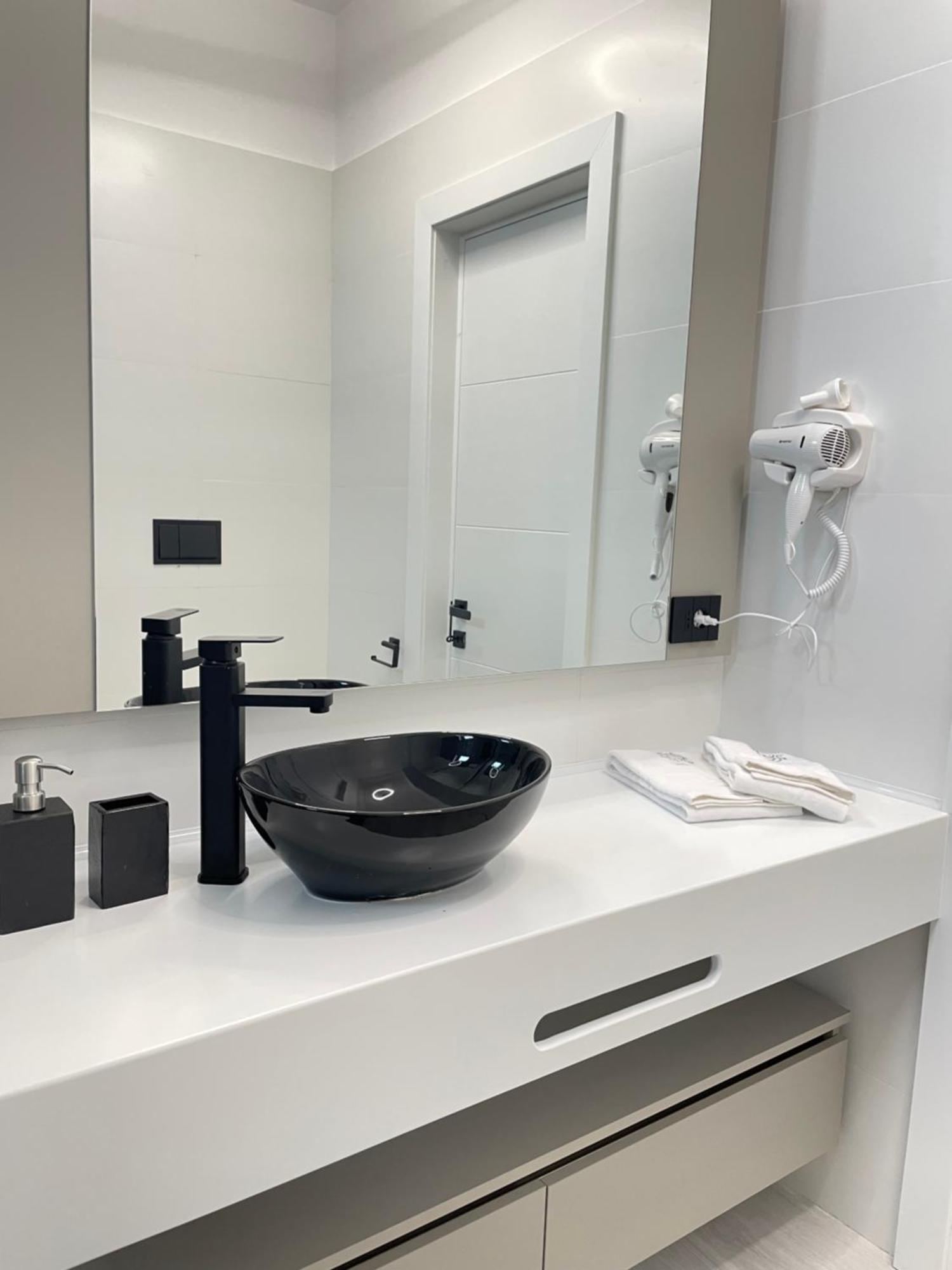 Mamaia Nord Vip Aparthotel Năvodari Esterno foto