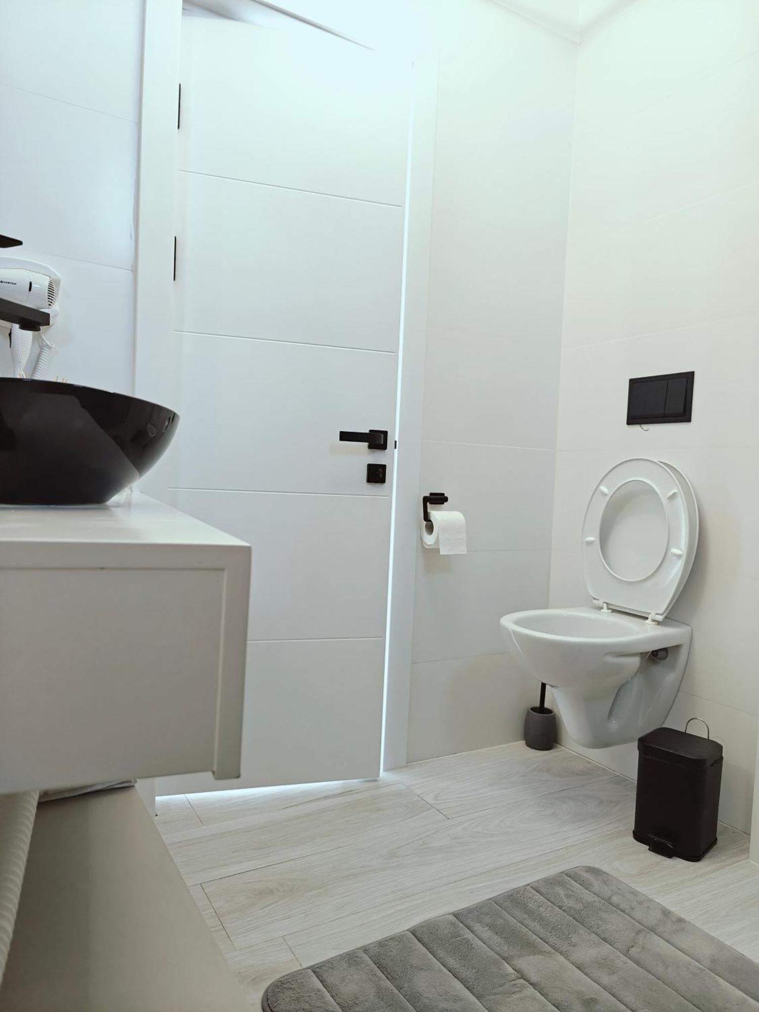 Mamaia Nord Vip Aparthotel Năvodari Esterno foto