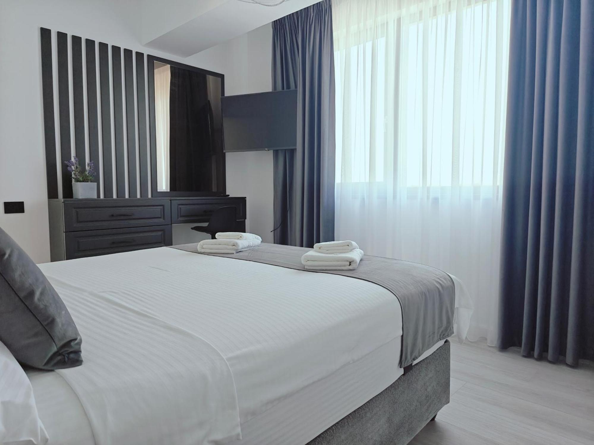 Mamaia Nord Vip Aparthotel Năvodari Esterno foto